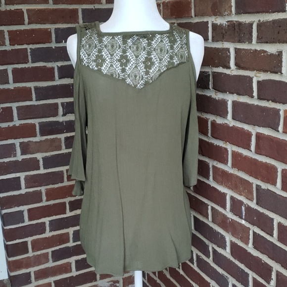 NWT Moss Green Cold Shoulder Top Tank - Picture 6 of 8